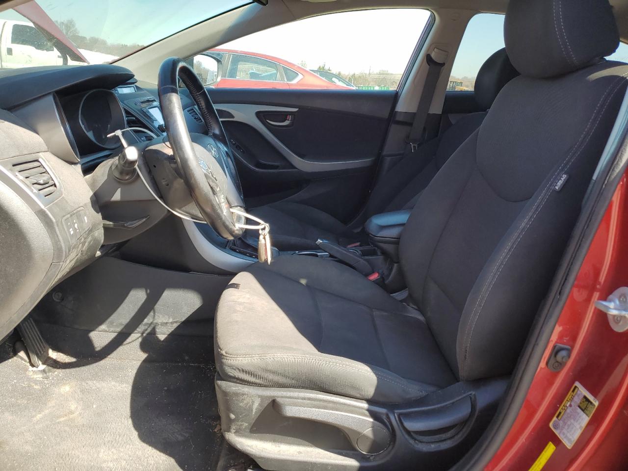 2016 Hyundai Elantra - Image 7