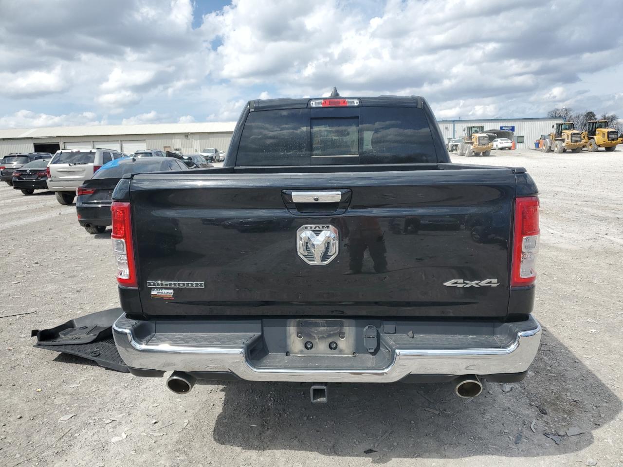 2019 RAM 1500 - Image 6