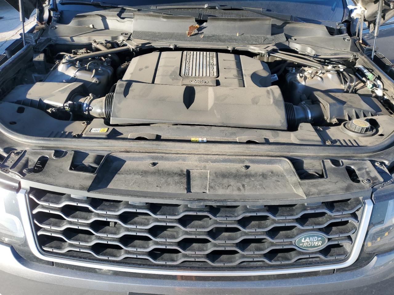 2019 Land Rover Range Rover - Image 13