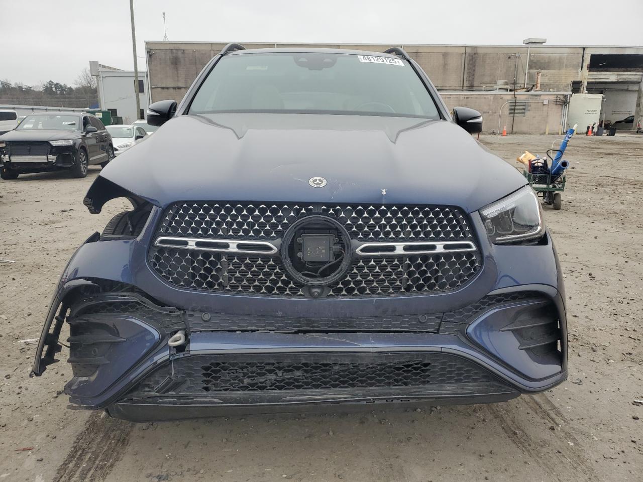 2024 Mercedes-Benz GLE - Image 5