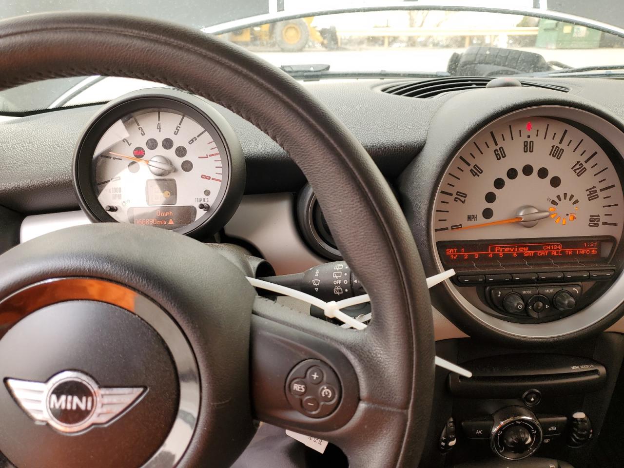 2013 MINI Cooper - Image 9