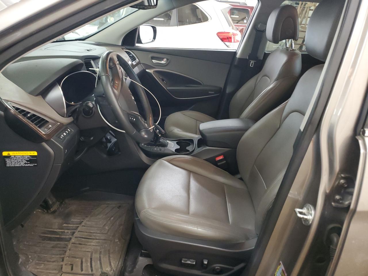 2017 Hyundai Santa Fe - Image 7