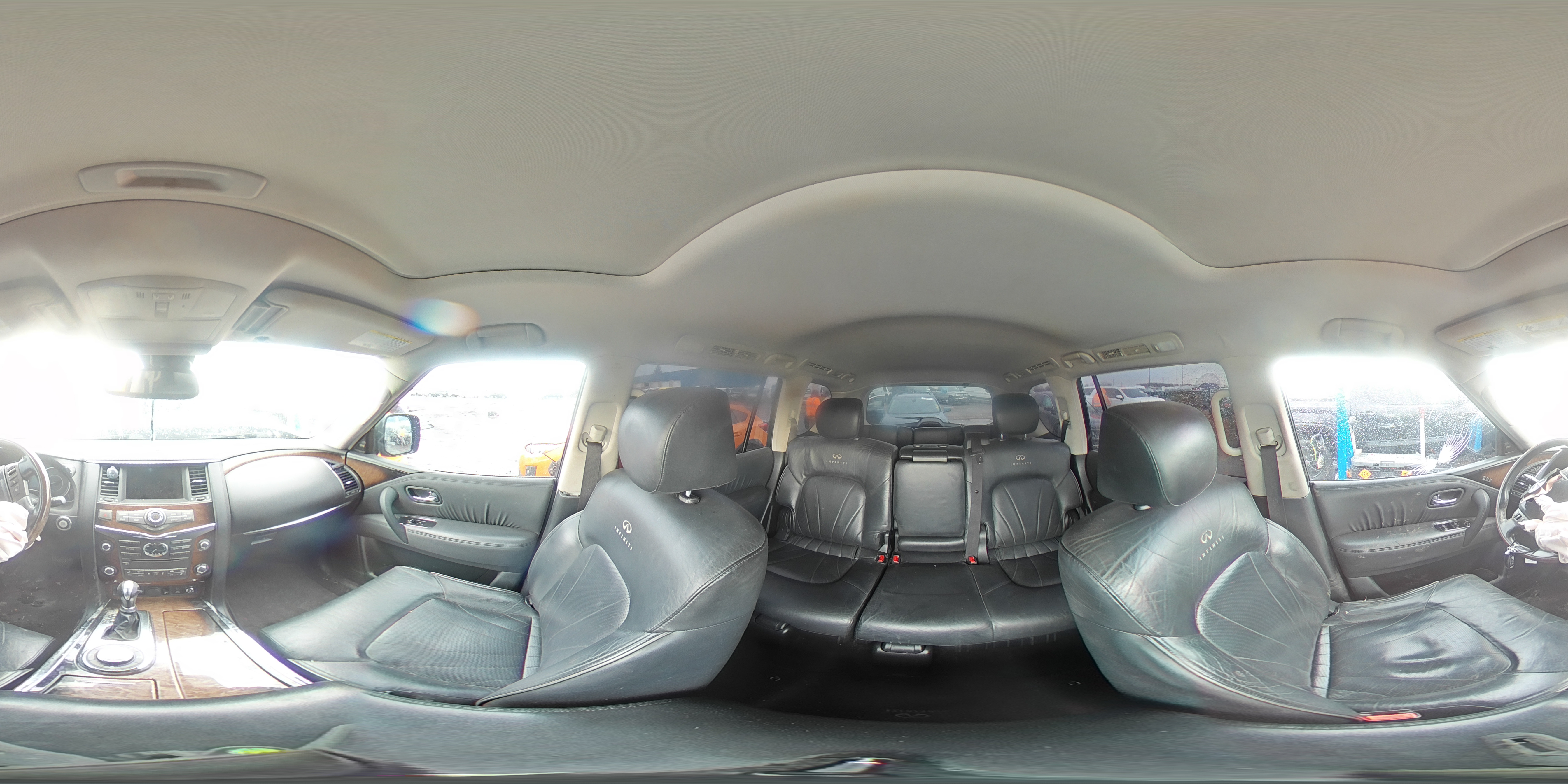 2012 Infiniti QX56 - Image 14