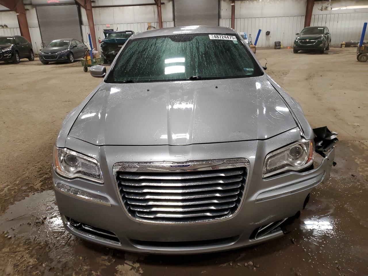 2013 Chrysler 300 - Image 5