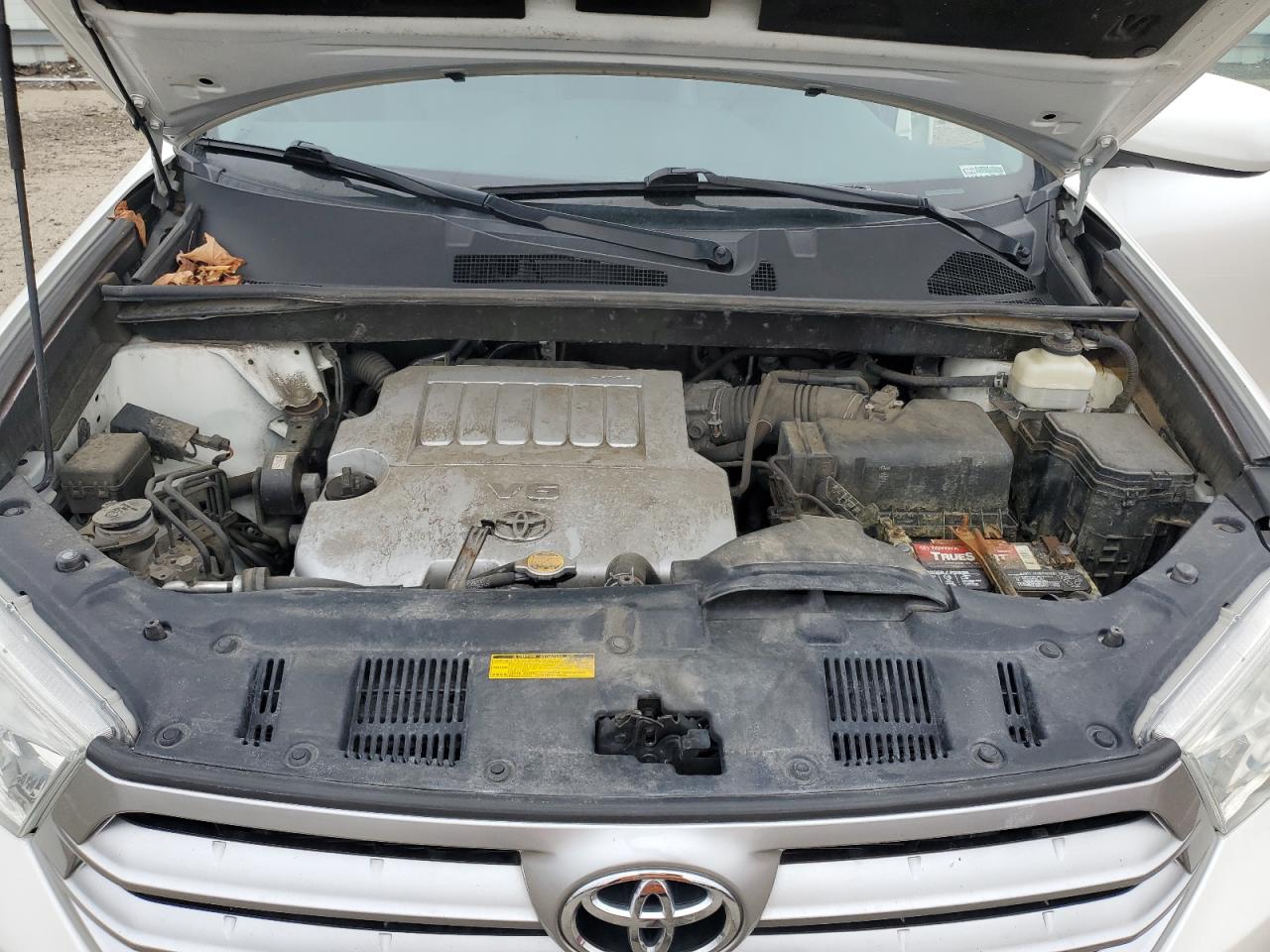 2013 Toyota Highlander - Image 12