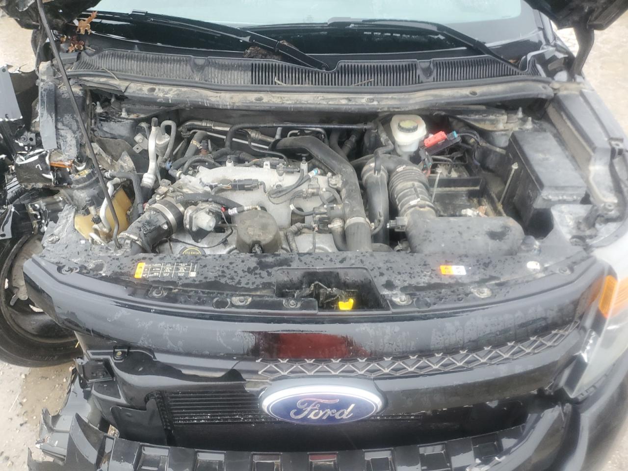 2014 Ford Explorer - Image 12