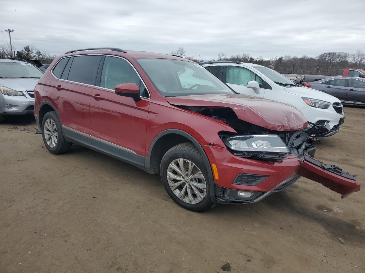 2018 Volkswagen Tiguan - Image 4
