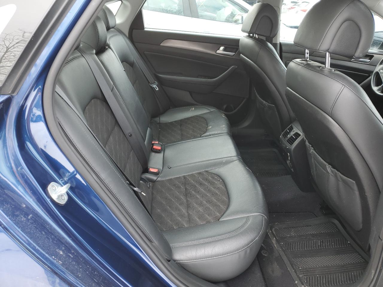 2015 Hyundai Sonata - Image 10