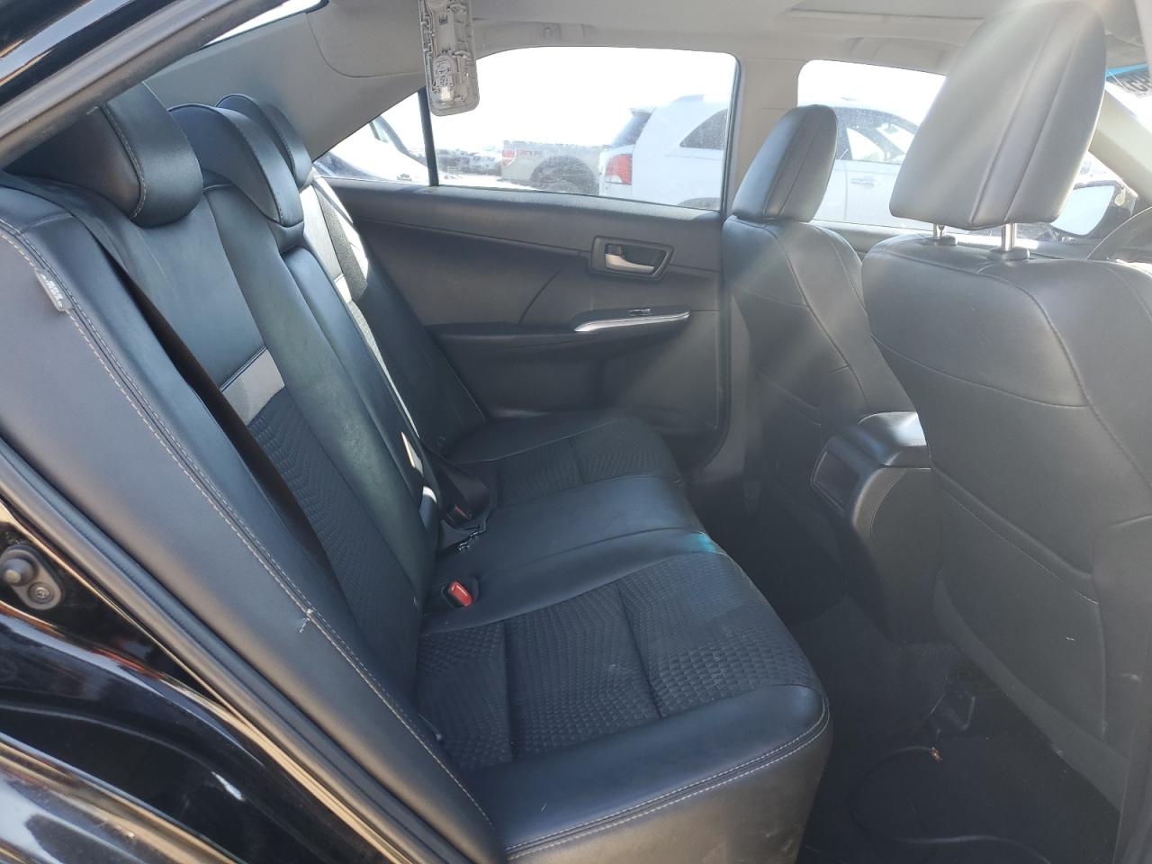 2012 Toyota Camry - Image 10