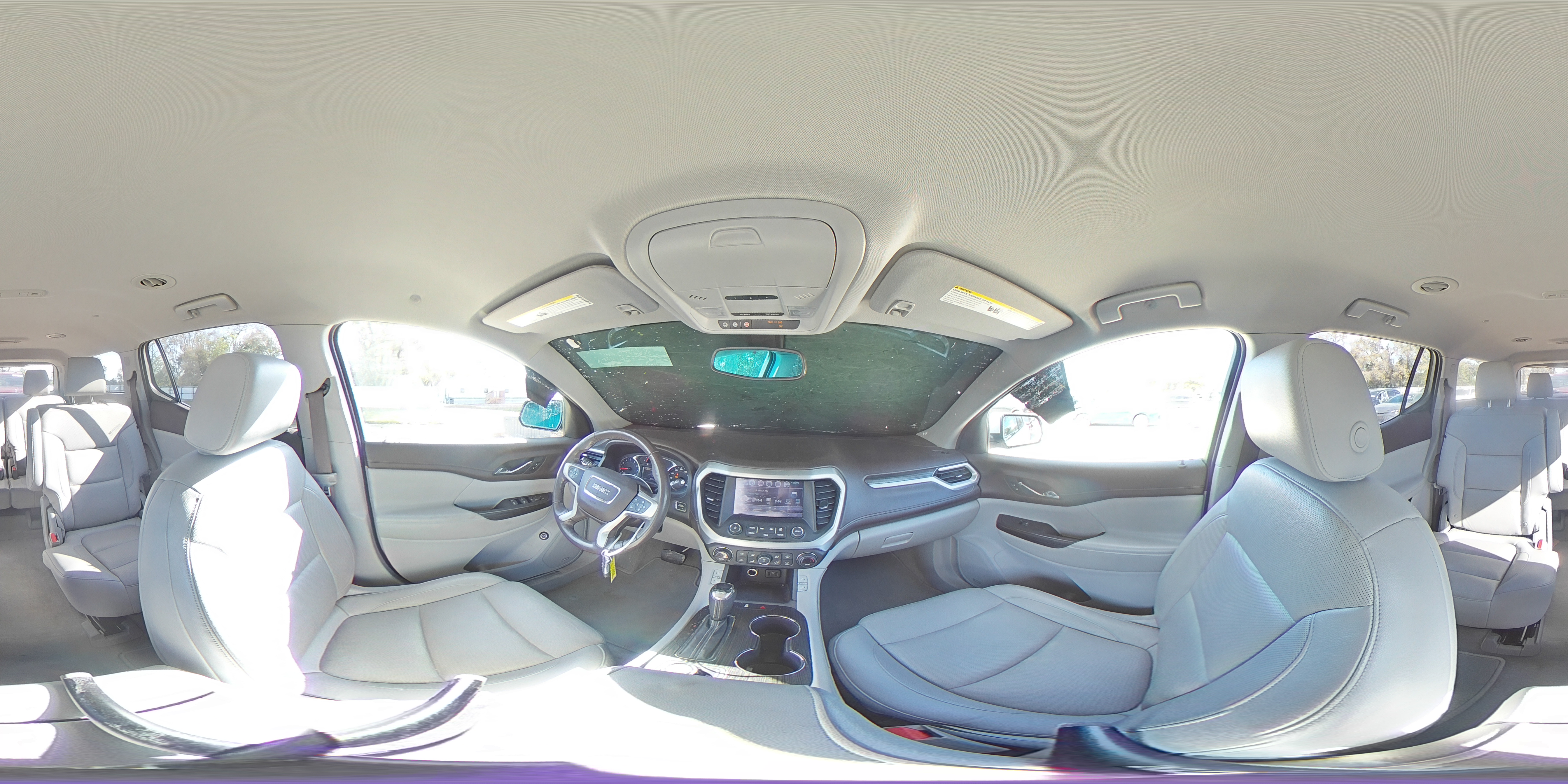 2019 GMC Acadia - Image 16