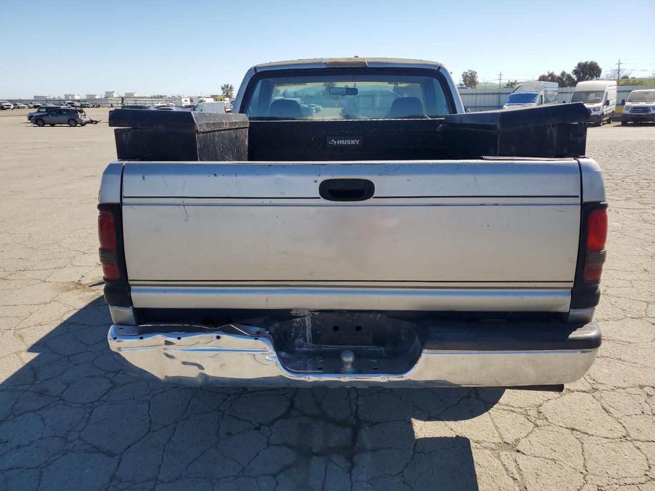 1995 Dodge Ram 1500 VIN: 1B7HC16X5SS335198 Lot: 50077415