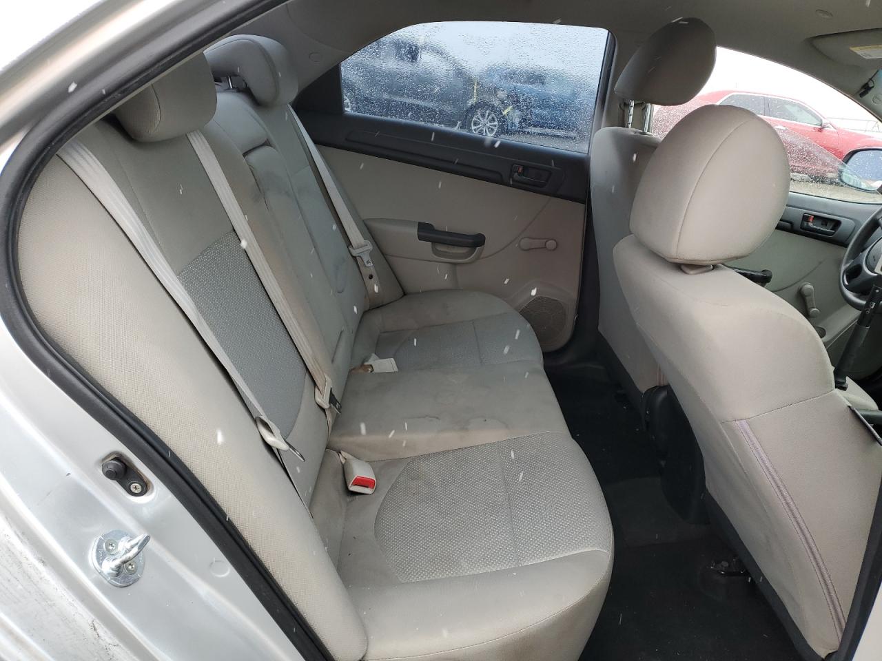 2012 Kia Forte - Image 11