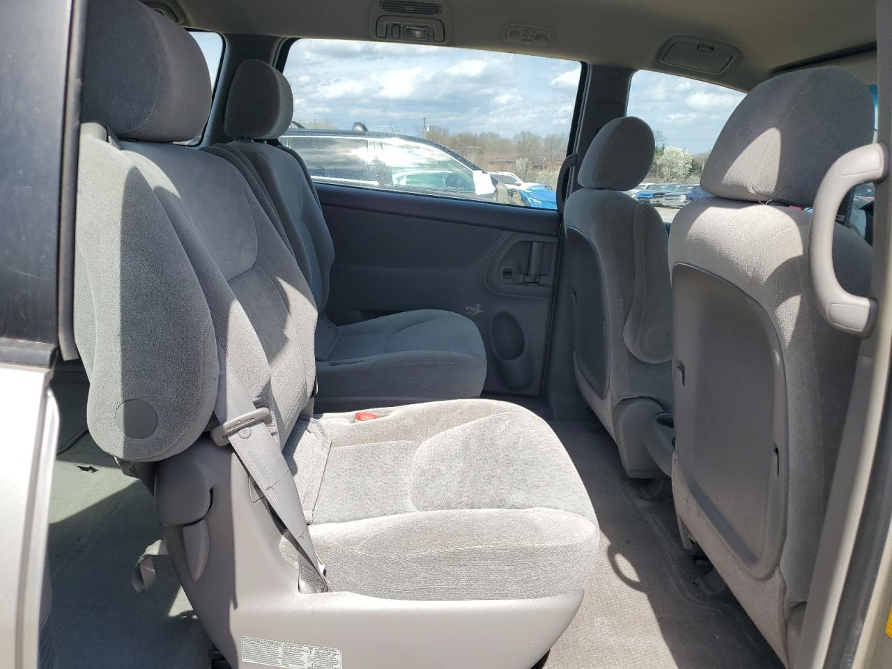 2005 Toyota Sienna Ce VIN: 5TDZA23CX5S315303 Lot: 50746415