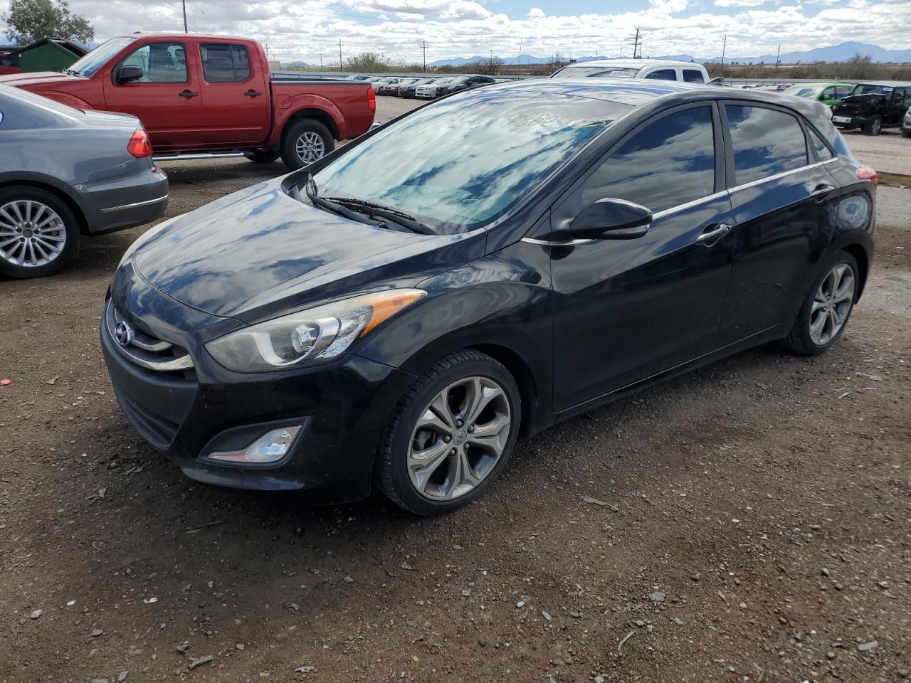 2013 Hyundai Elantra - Image 1