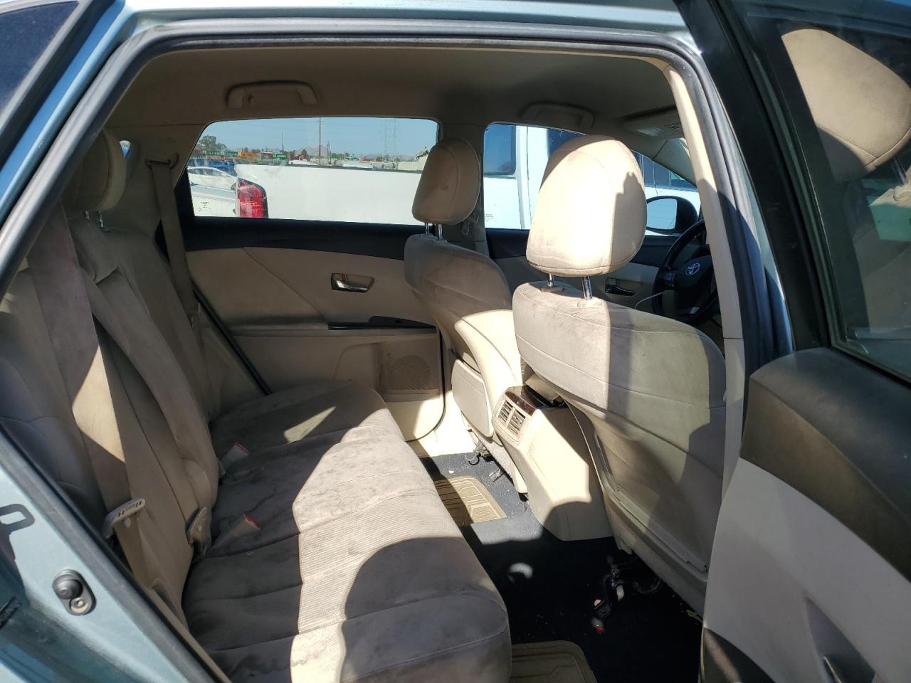 2010 Toyota Venza - Image 10