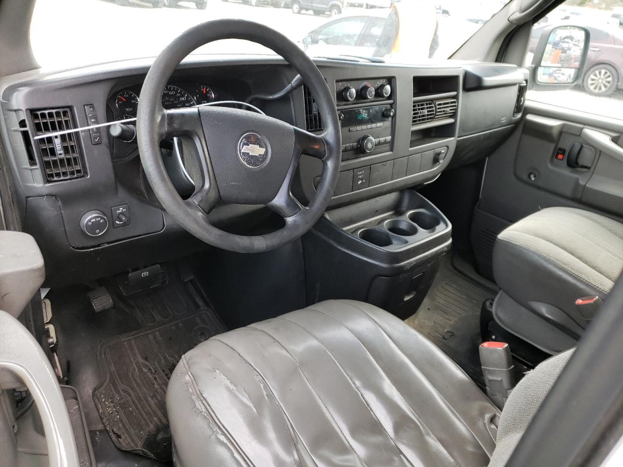 2008 Chevrolet Express - Image 8