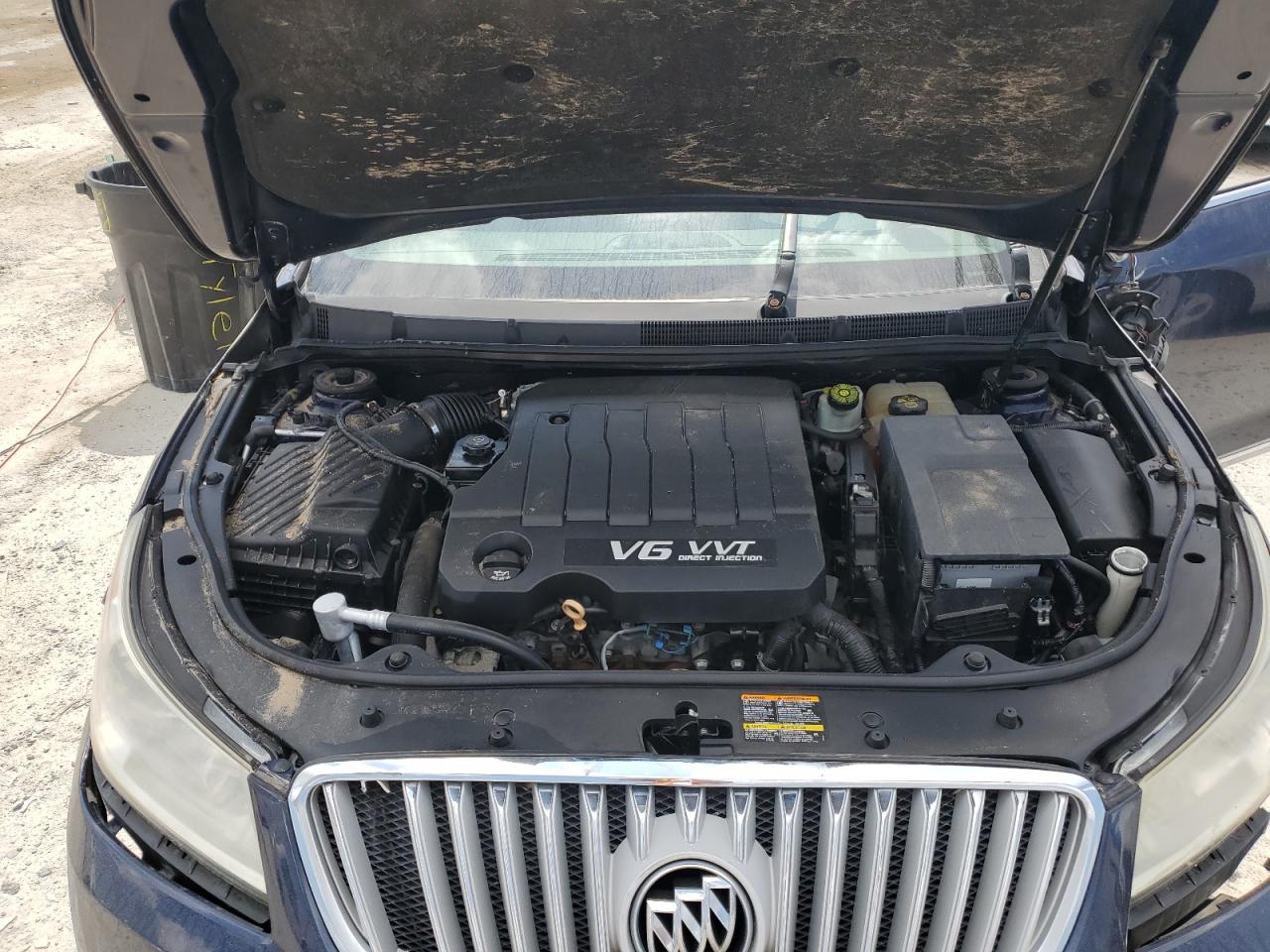2011 Buick LaCrosse - Image 11