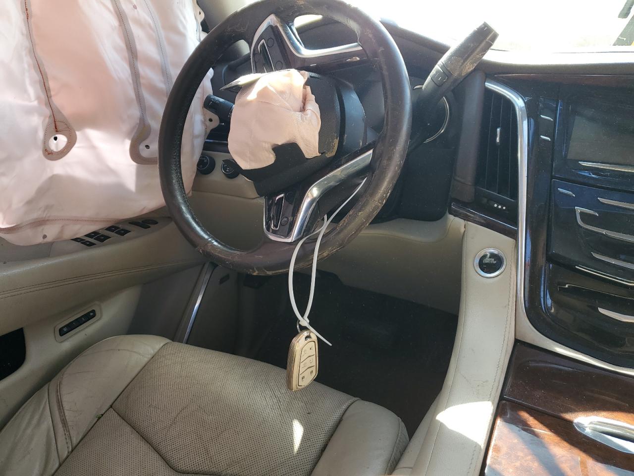 2016 Cadillac Escalade - Image 7