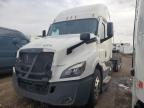 2022 Freightliner Cascadia 126 Semi Truck للبيع في Elgin، IL - Front End