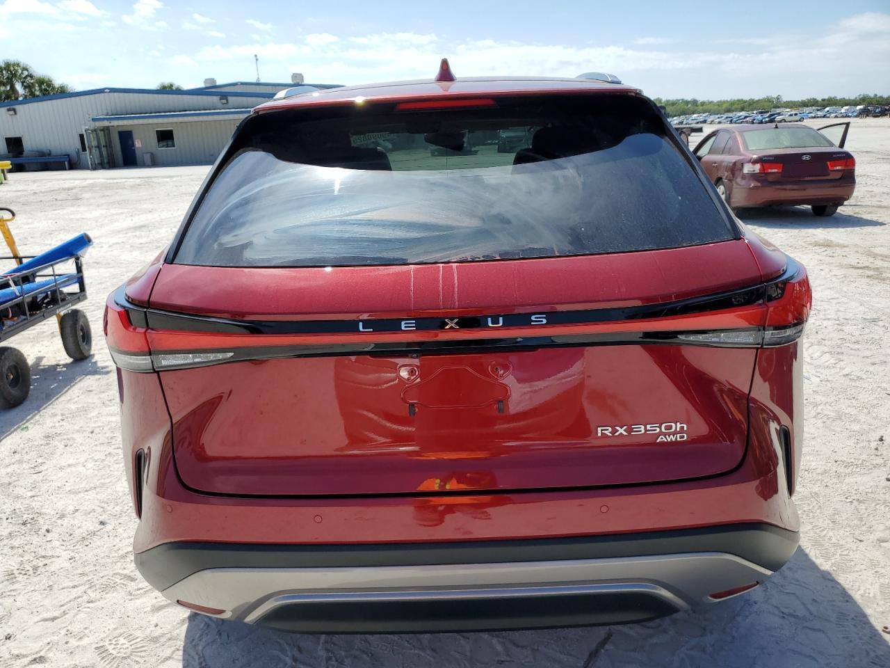 2024 Lexus RX - Image 6