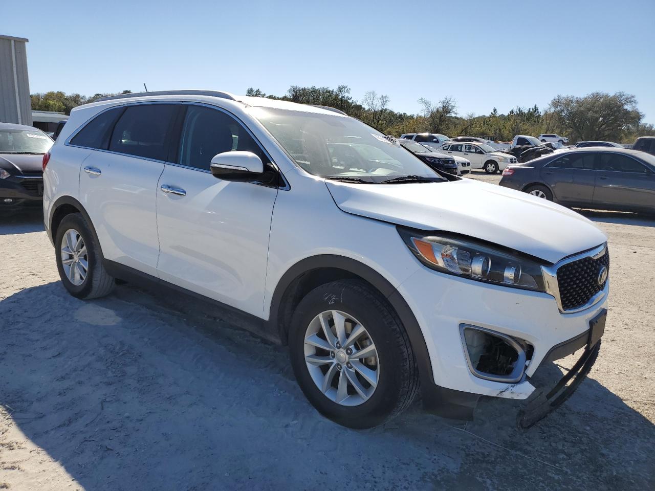 2017 Kia Sorento - Image 4