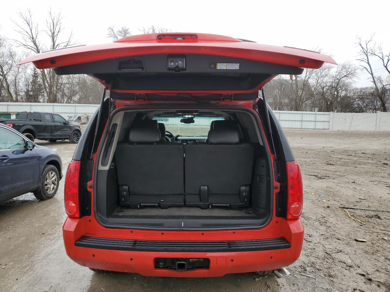 2008 GMC Yukon - Image 6