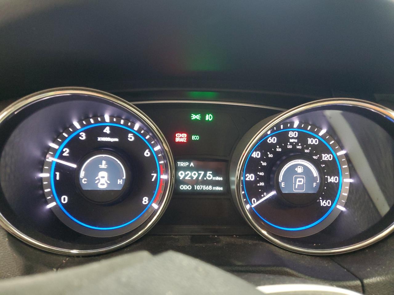 2013 Hyundai Sonata - Image 9