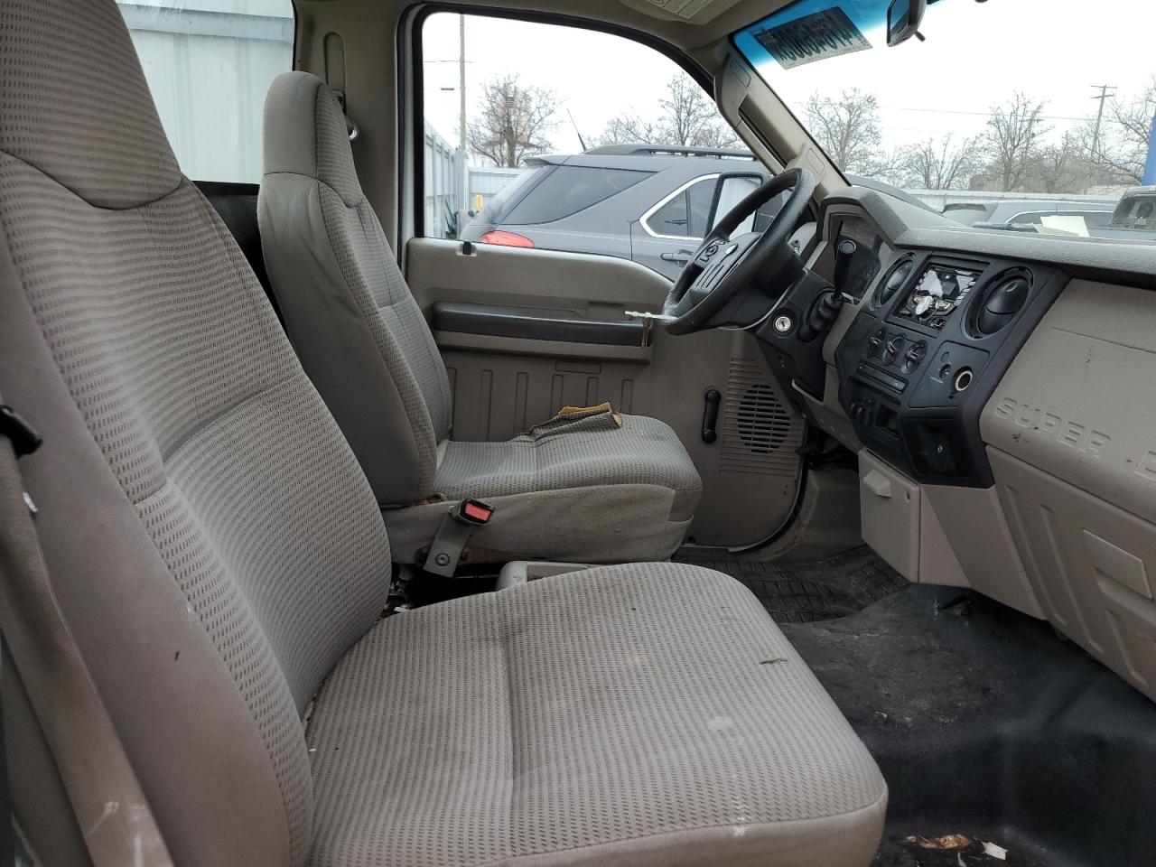 2008 Ford F250 - Image 10