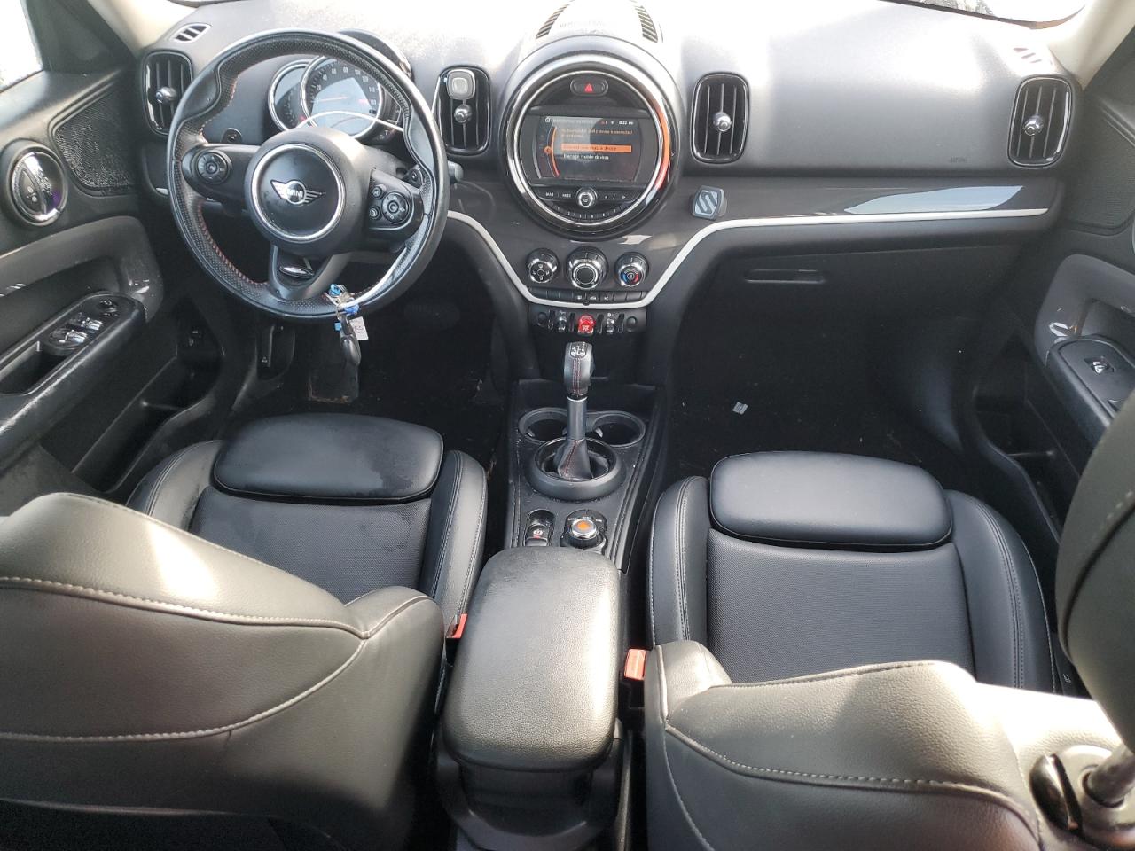 2019 MINI Cooper - Image 8