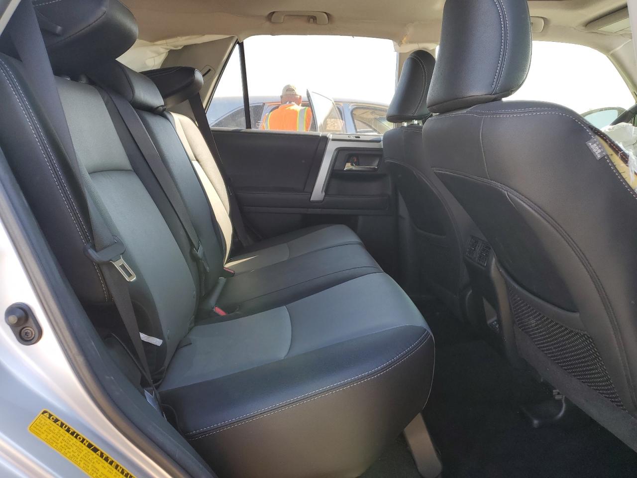2021 Toyota 4Runner - Image 11