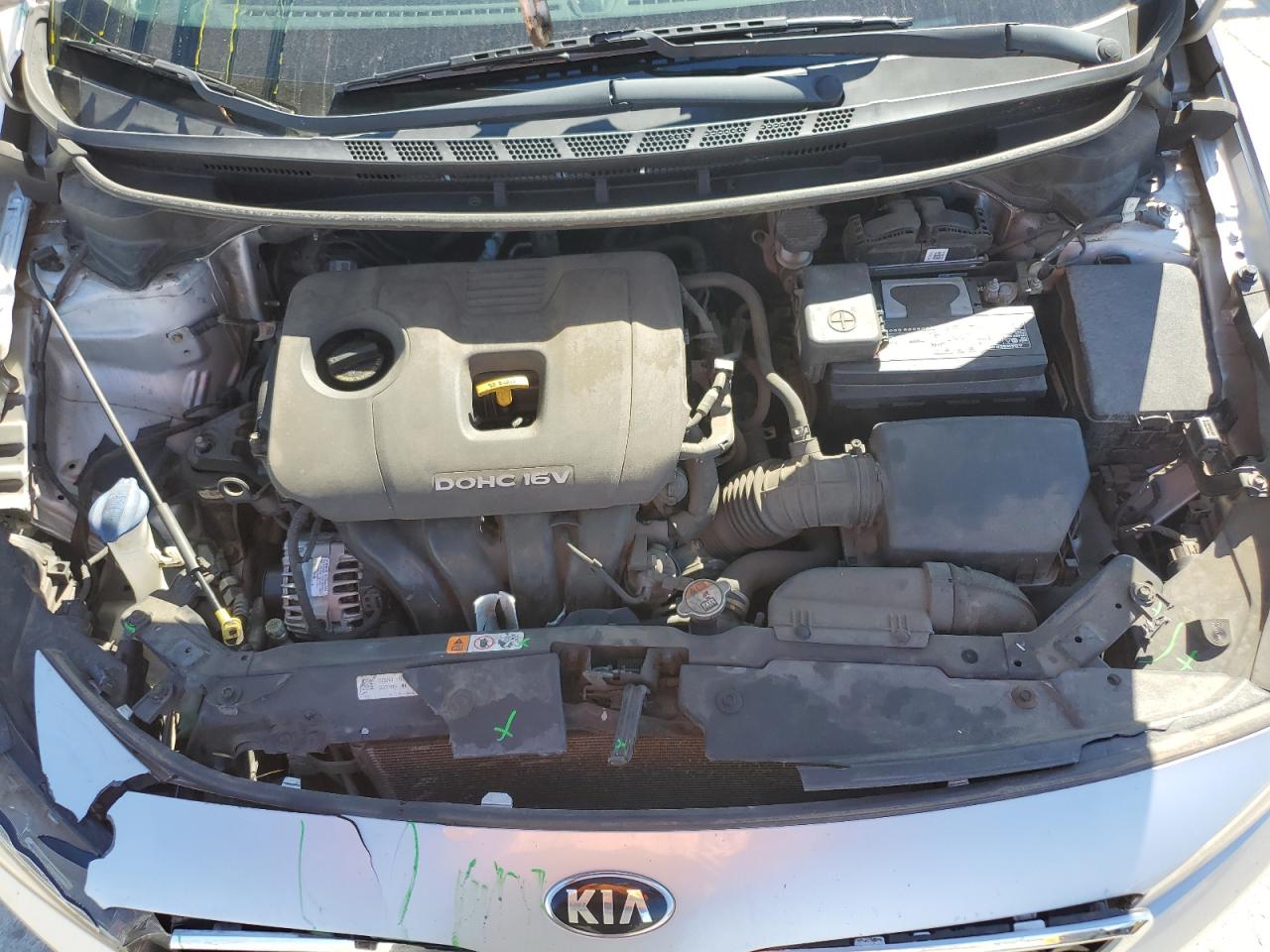 2017 Kia Forte - Image 11