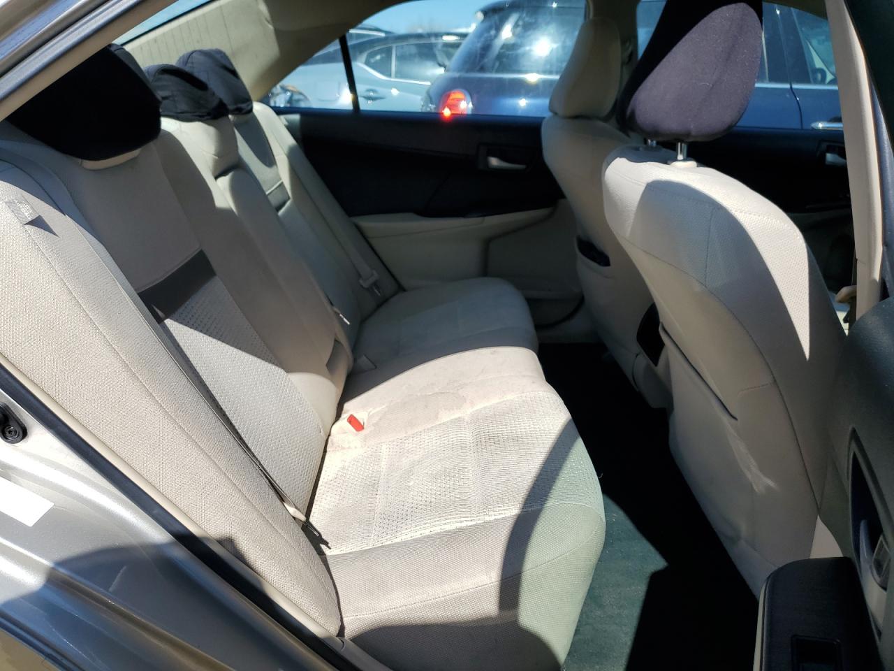 2013 Toyota Camry - Image 10
