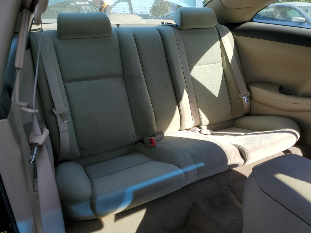 2005 Toyota Camry Solara - Image 10