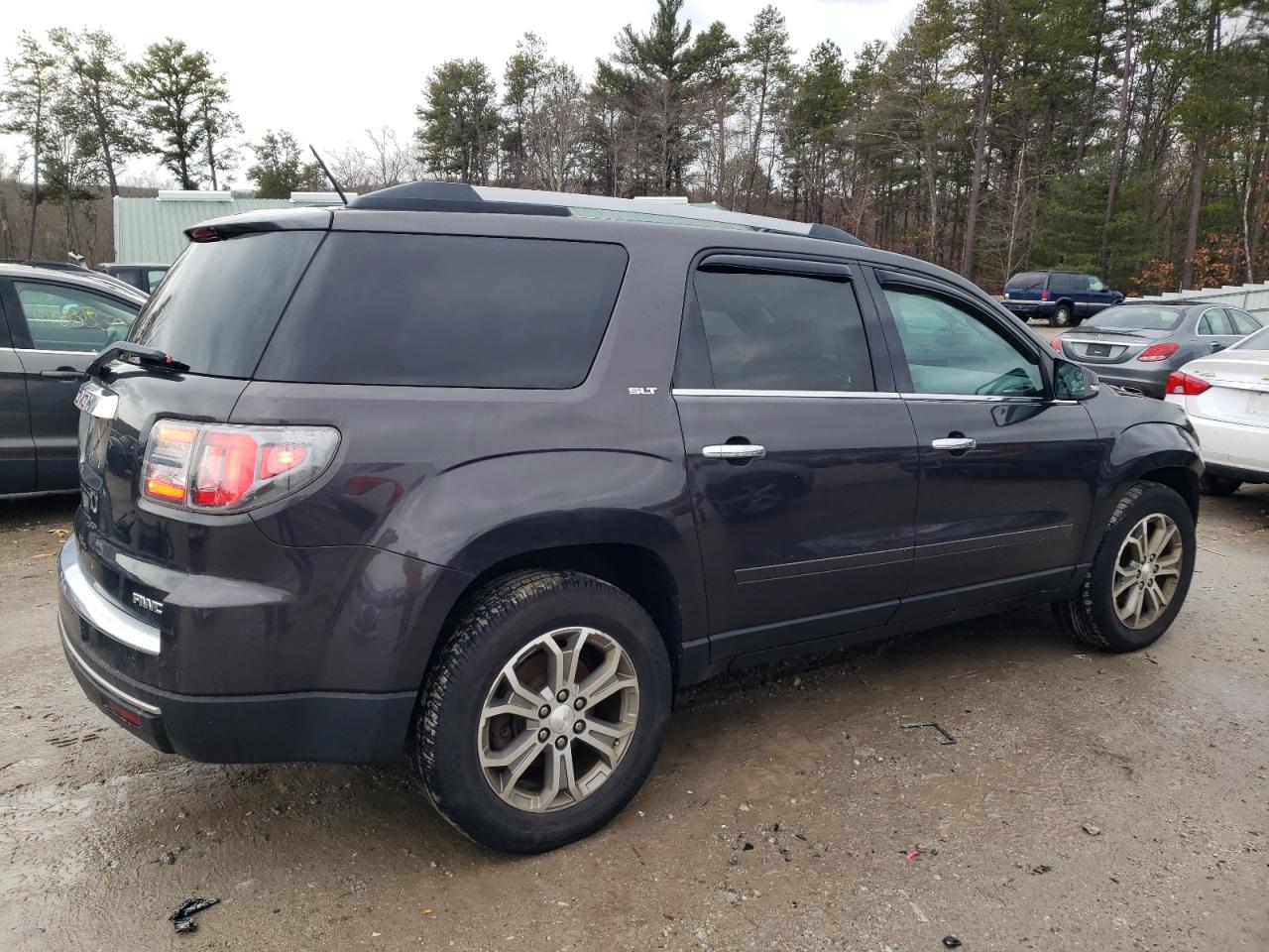 2014 GMC Acadia - Image 3