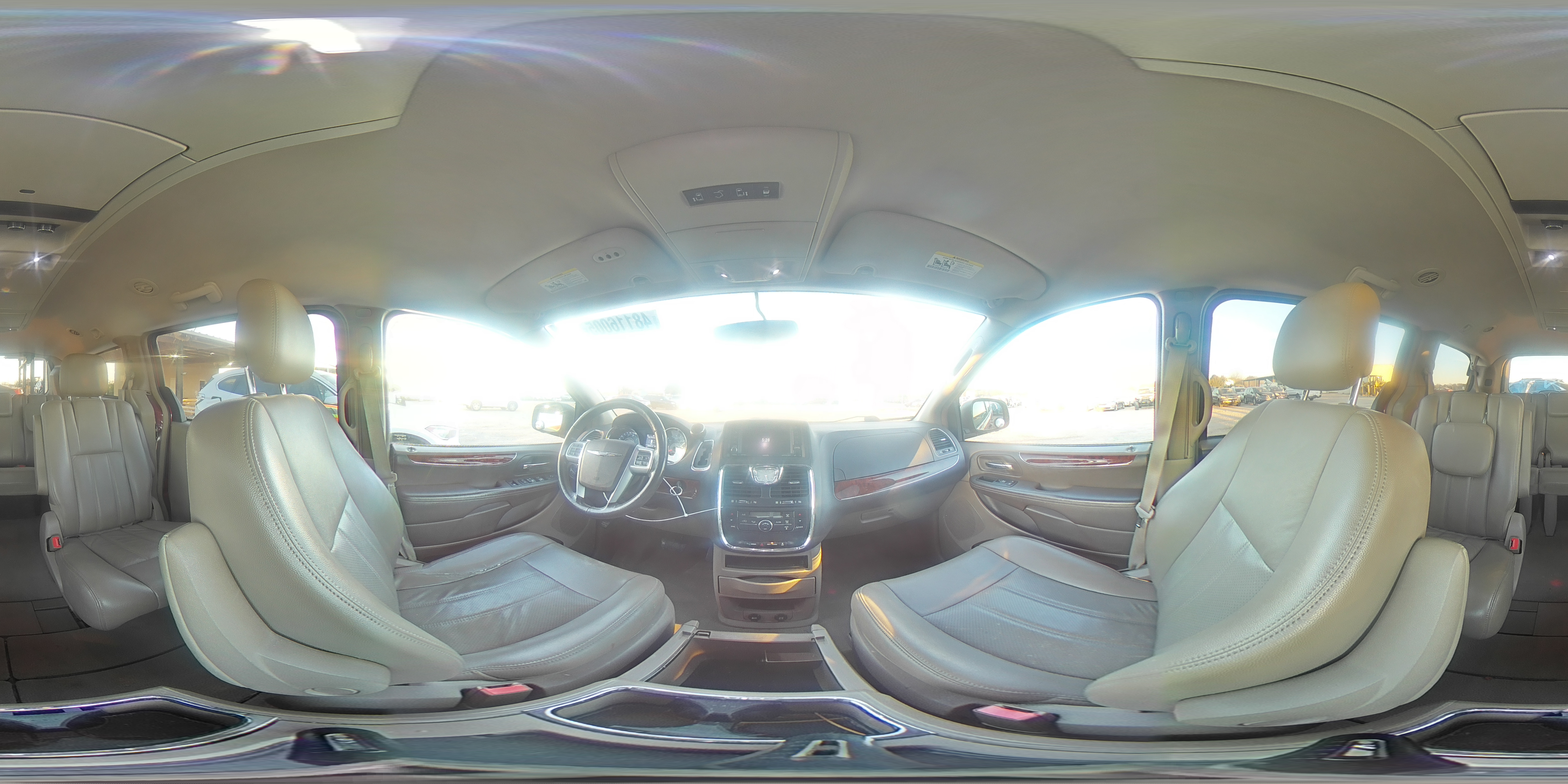 2012 Chrysler Town & Country - Image 15