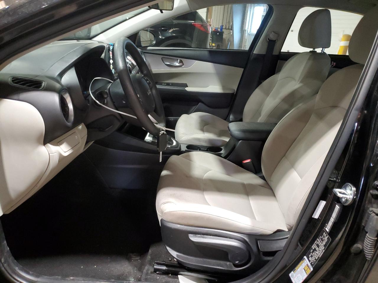 2023 Kia Forte - Image 7