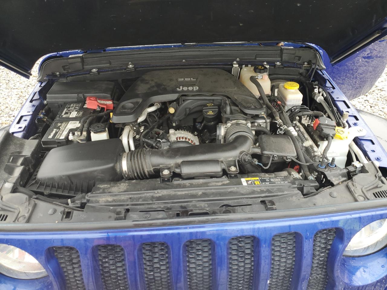 2019 Jeep Wrangler - Image 11