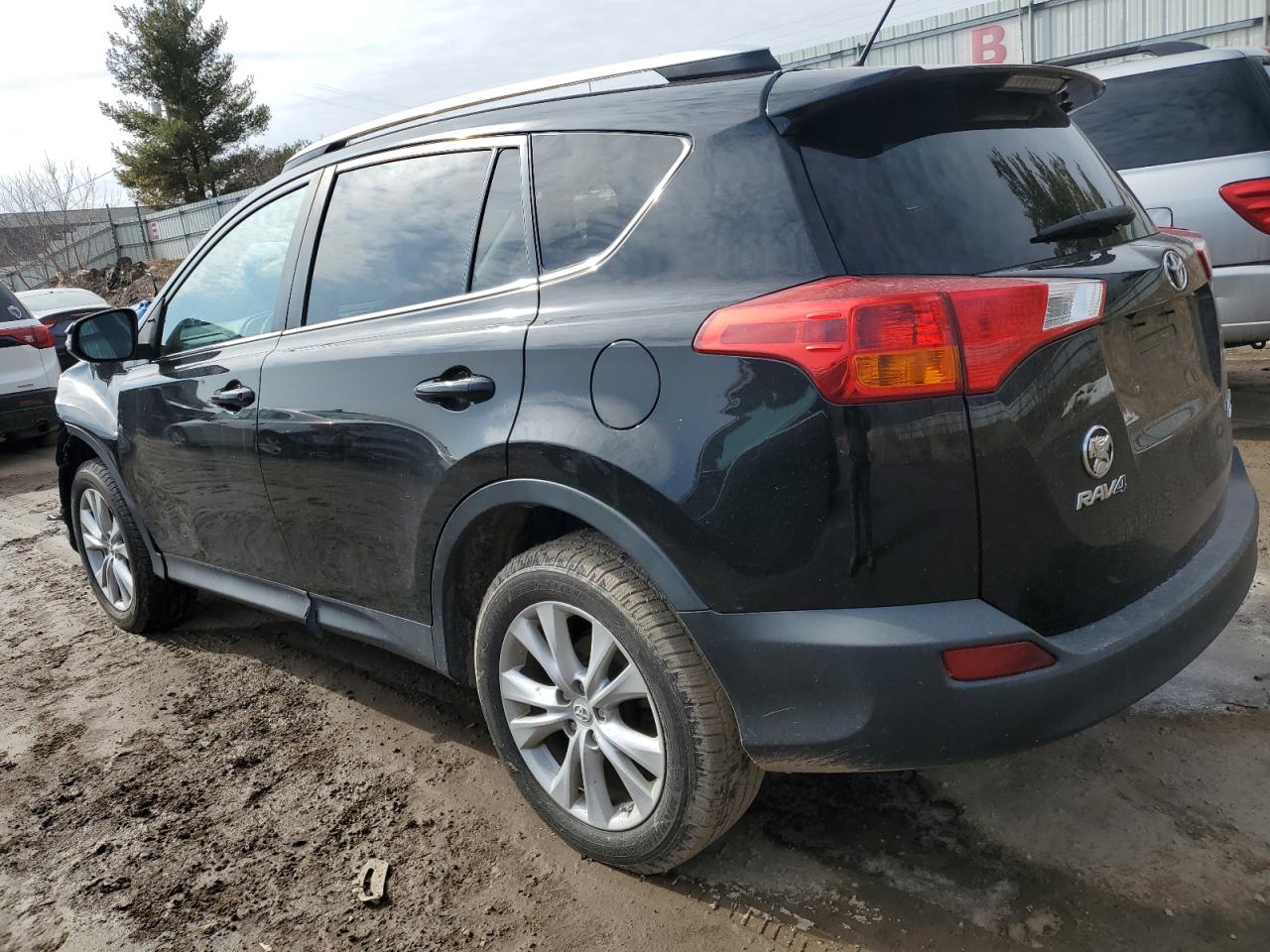 2014 Toyota RAV 4 - Image 2