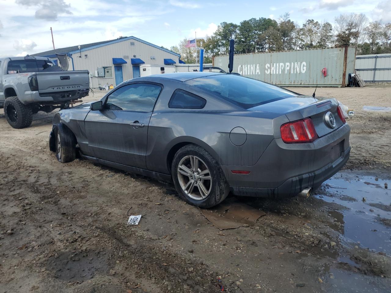 2010 Ford Mustang - Image 2