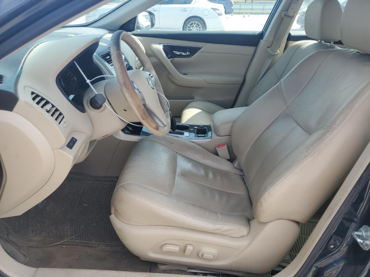 2014 Nissan Altima - Image 7