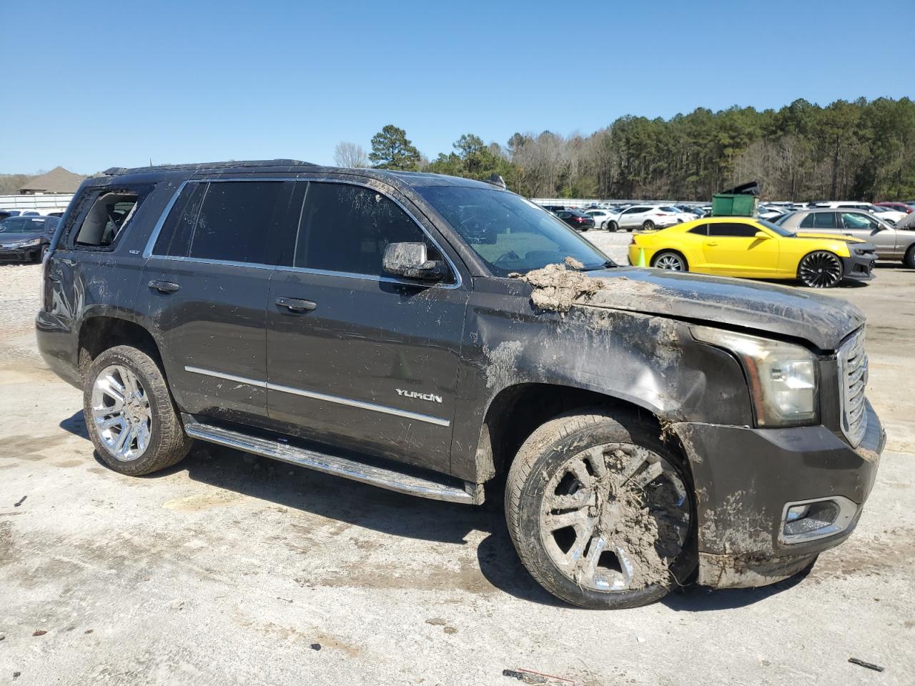 2019 GMC Yukon - Image 4