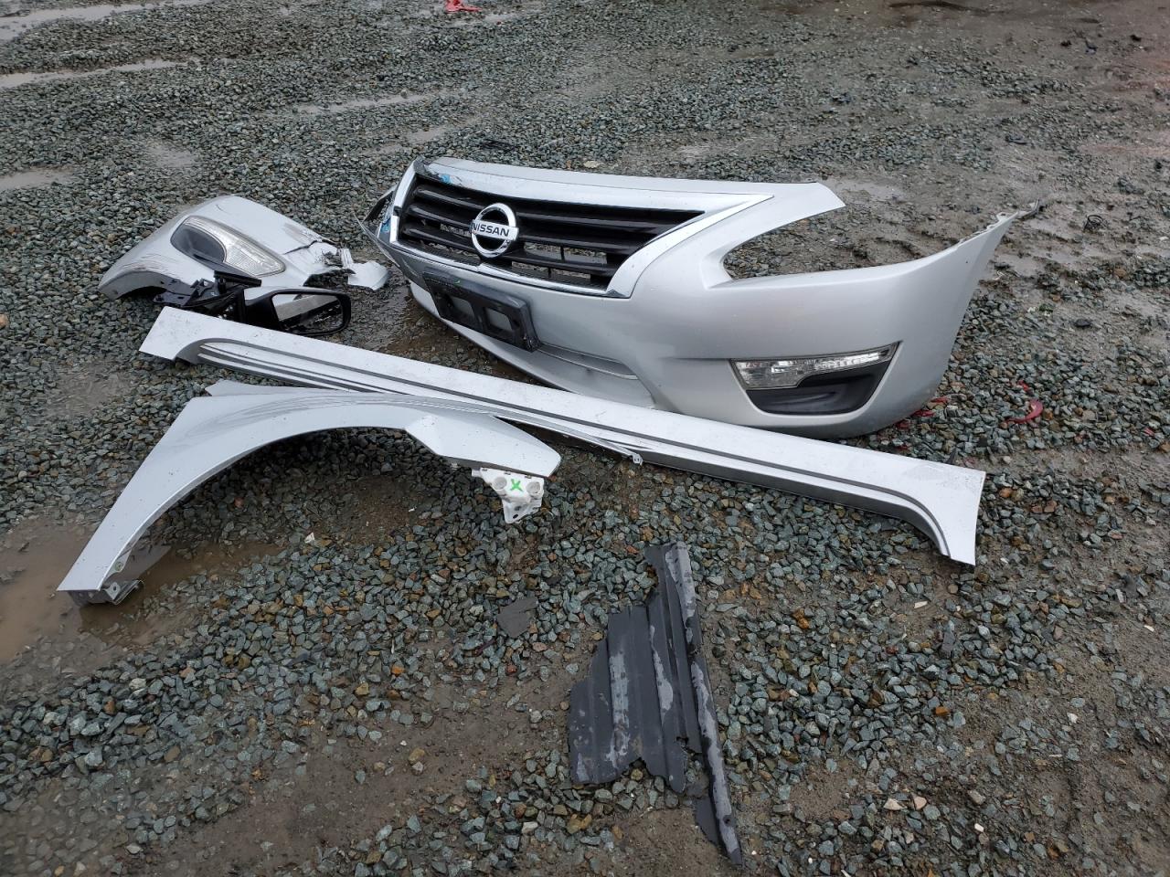 2015 Nissan Altima - Image 12