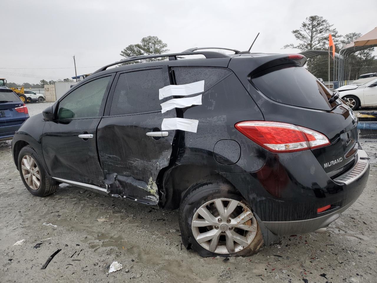 2011 Nissan Murano - Image 2