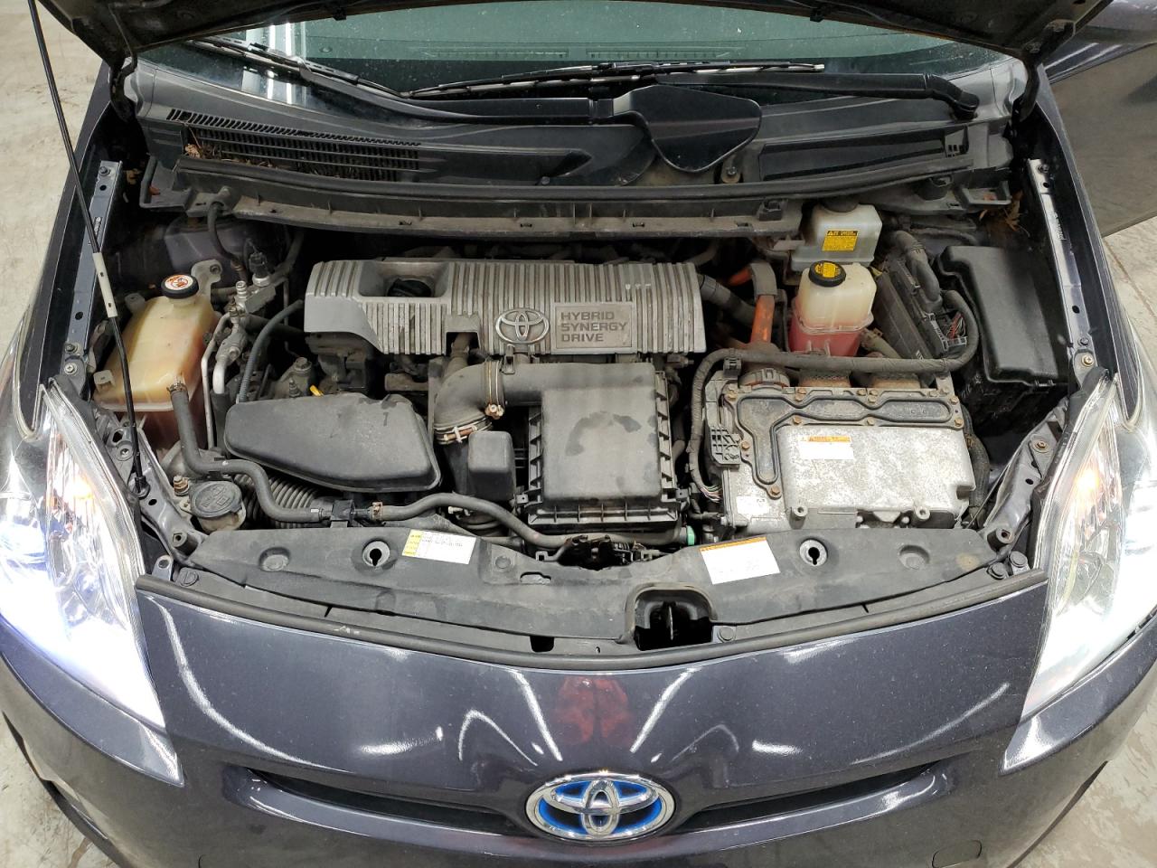 2011 Toyota Prius - Image 11