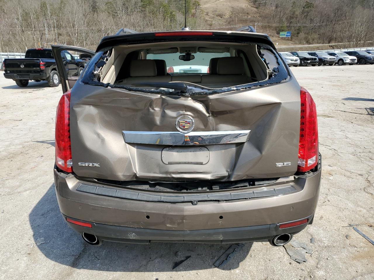 2015 Cadillac SRX - Image 6