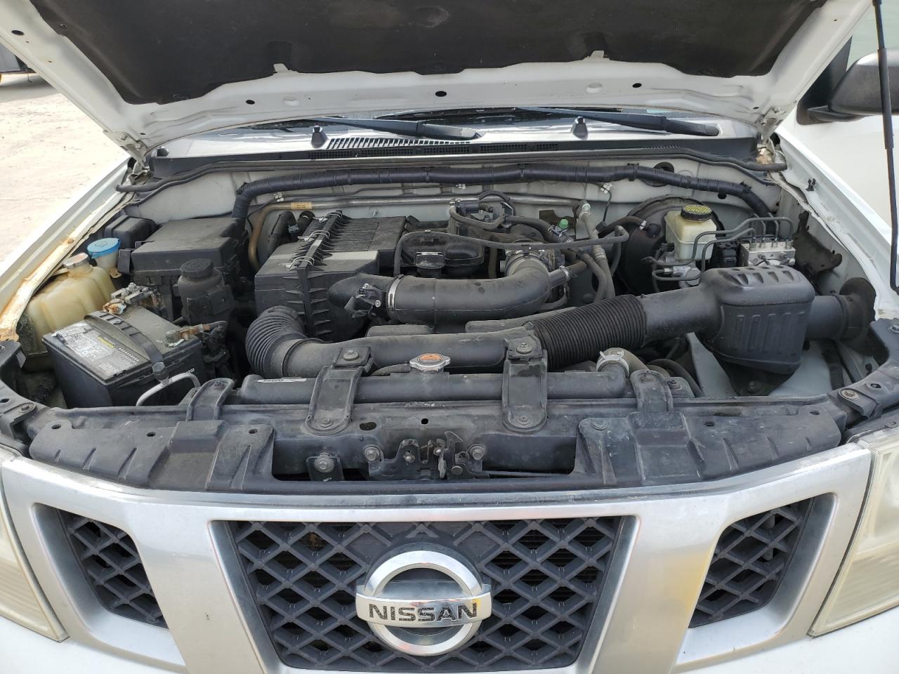 2015 Nissan Navara (Frontier) - Image 11
