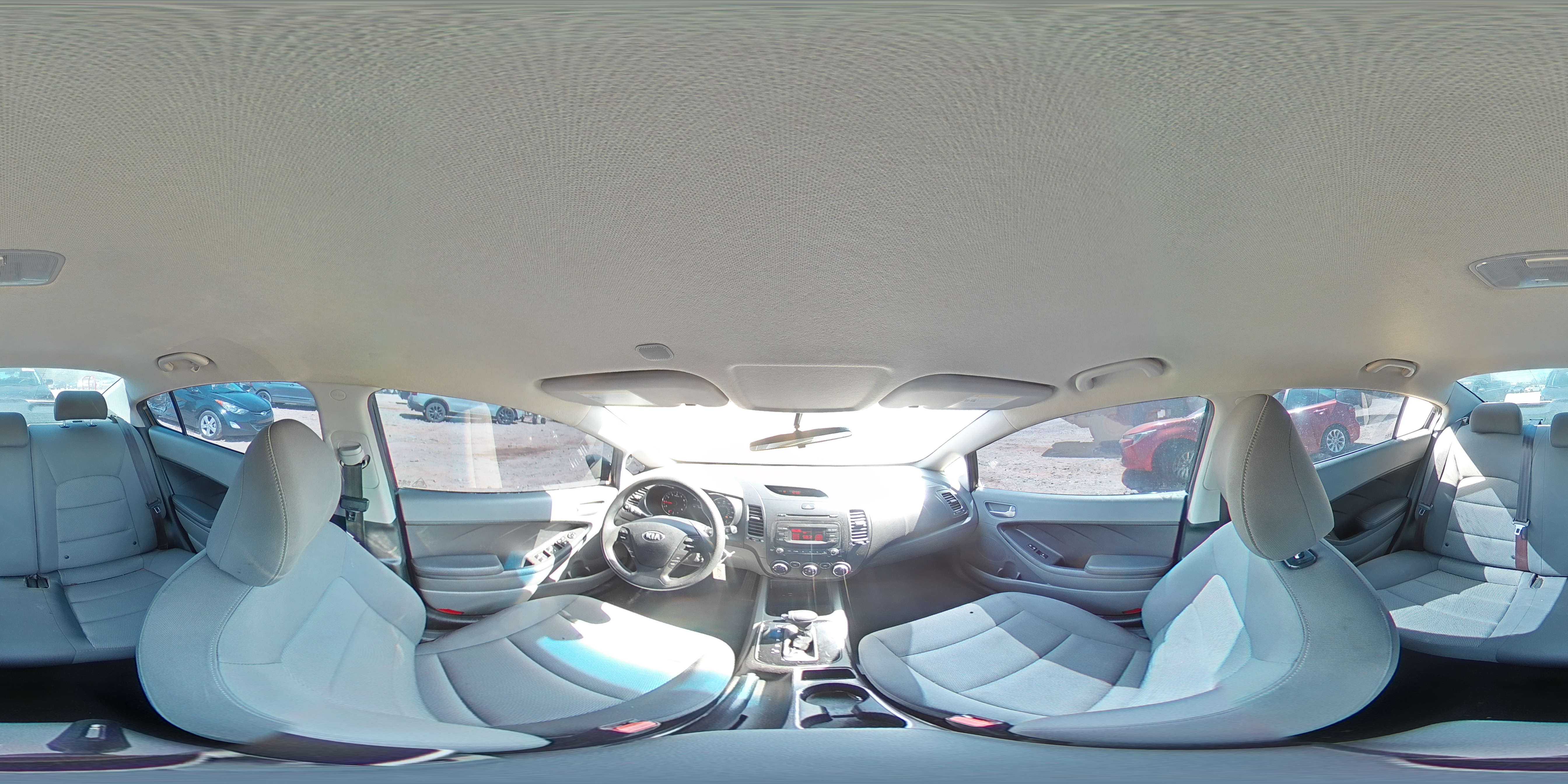 2017 Kia Forte - Image 12