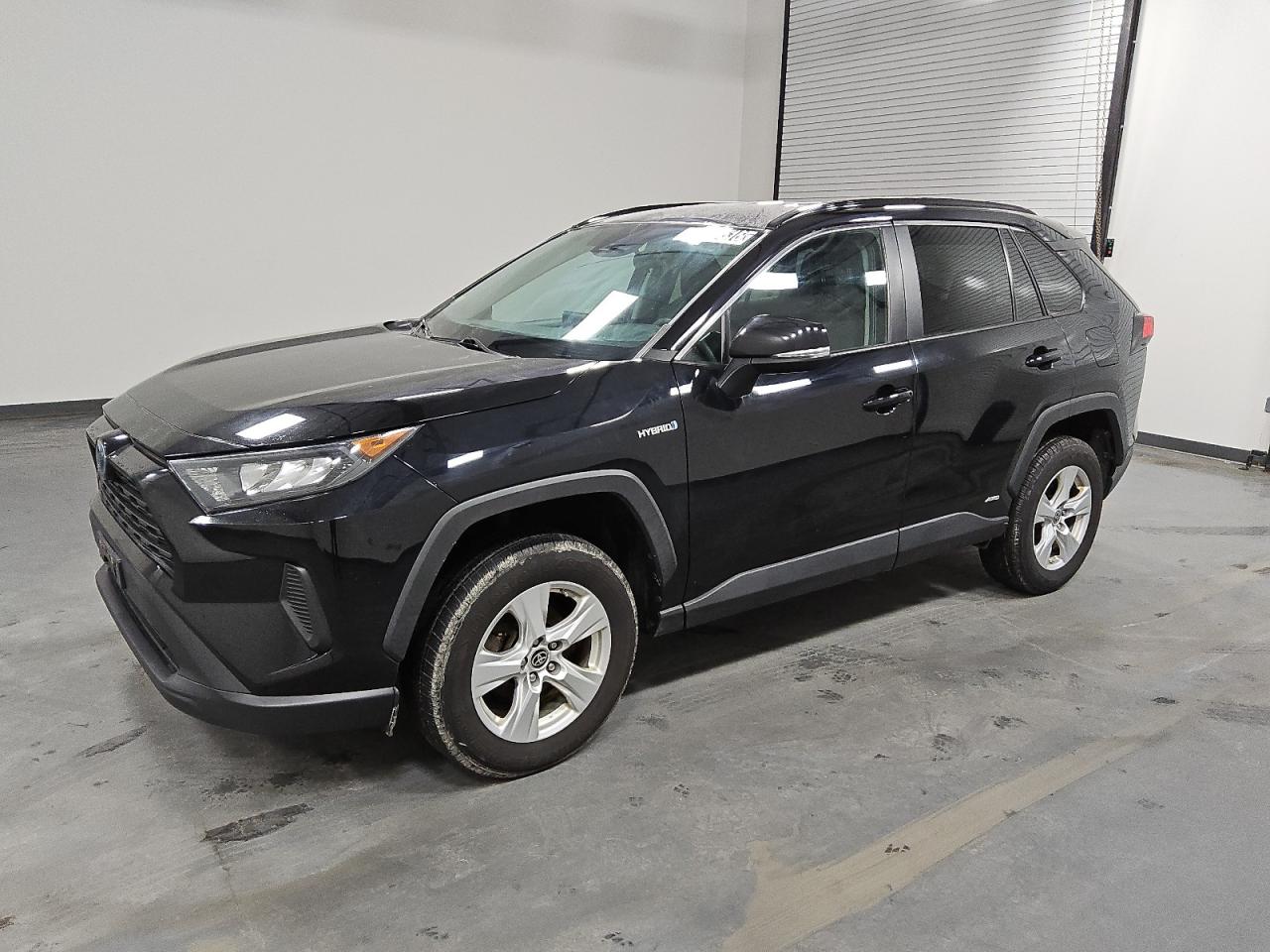 2021 Toyota RAV 4 - Image 1