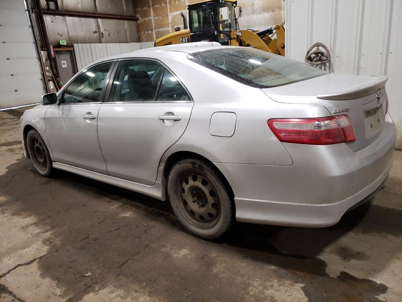 2009 Toyota Camry - Image 2
