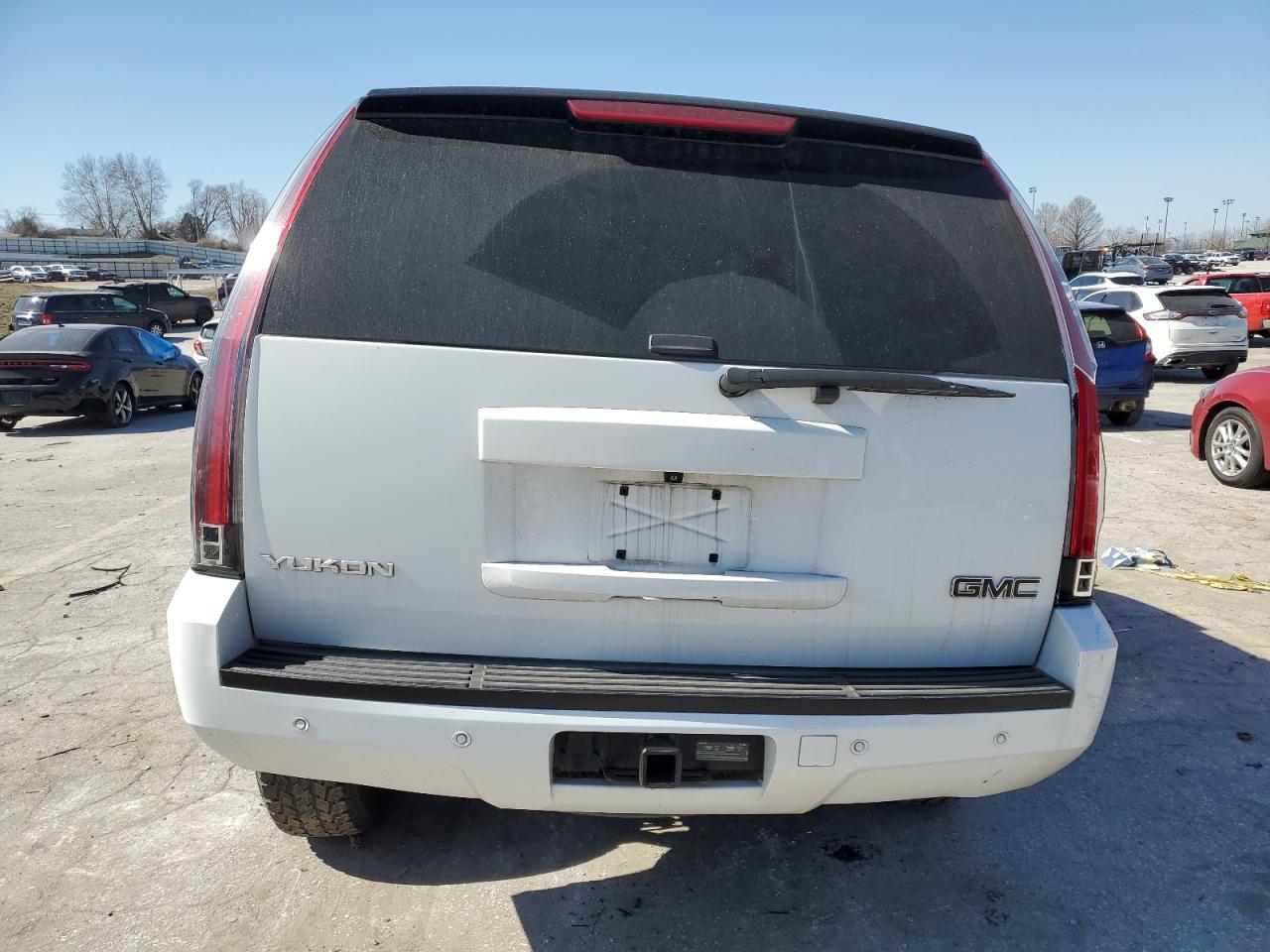 2013 GMC Yukon - Image 6
